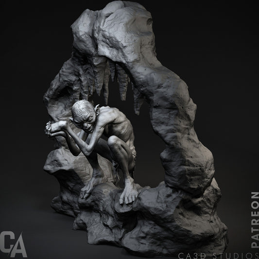 Gollum 1/12 Scale Hand-Painted Figurine (15-25cm) – Crouching in Circular Crevice